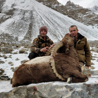 Rugged Ridge Expedition field hunt