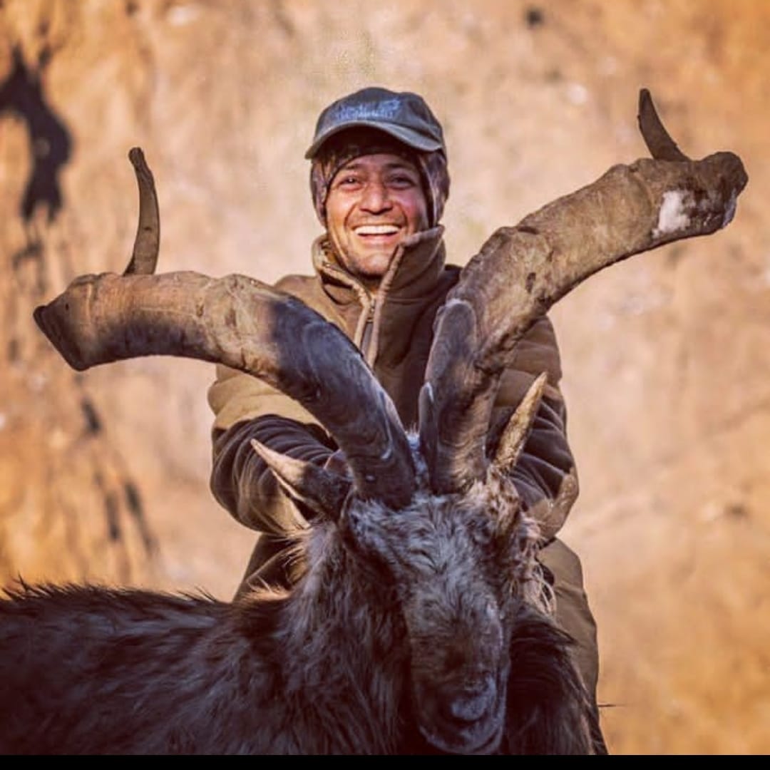 Rugged Ridge Expedition ibex hunting in hunza